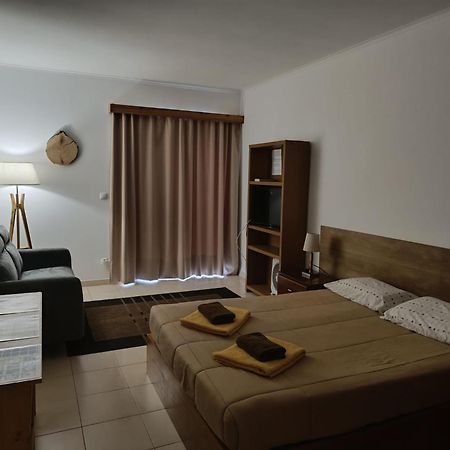 Azores Garden House - Private Suites & Apartments - Automatic Self Check-In ปอนตาเดลกาดา ภายนอก รูปภาพ