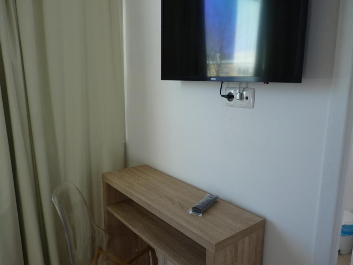 Azores Garden House - Private Suites & Apartments - Automatic Self Check-In ปอนตาเดลกาดา ภายนอก รูปภาพ