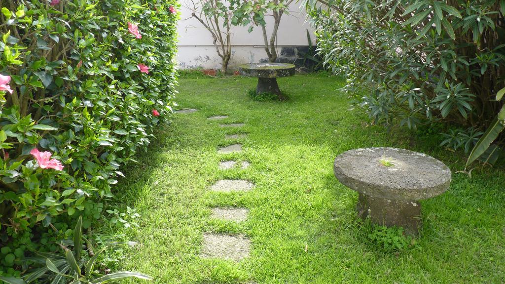 Azores Garden House - Private Suites & Apartments - Automatic Self Check-In ปอนตาเดลกาดา ภายนอก รูปภาพ