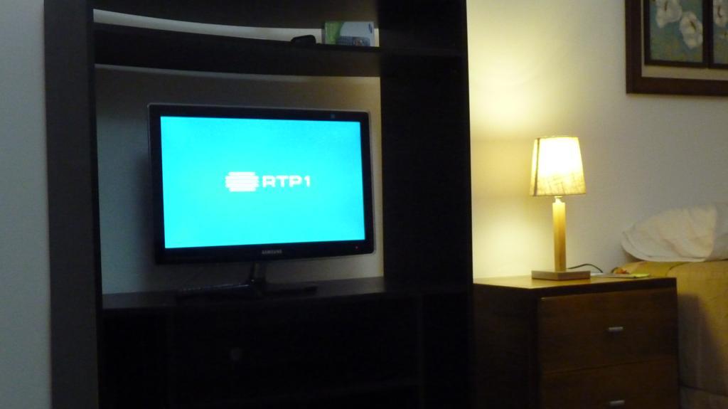 Azores Garden House - Private Suites & Apartments - Automatic Self Check-In ปอนตาเดลกาดา ภายนอก รูปภาพ